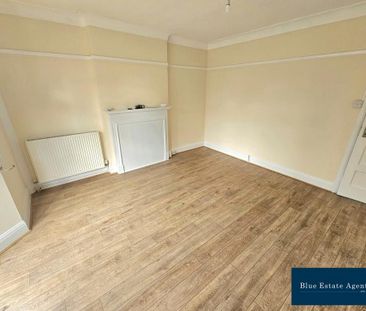 4 bedroom detached house to rent - Photo 3