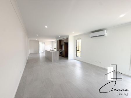 9 Provence Place, Greenbank QLD 4124 - House For Rent | Domain - Photo 2