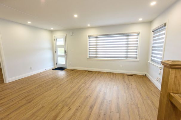 For Lease - 250 Ashley Street, Belleville, Ontario - Photo 1