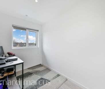 Davies Close, Croydon - Photo 6