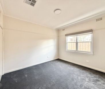 Charming Belmont Home in a Convenient Location - Photo 6