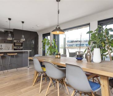 2 bedroom penthouse to rent - Photo 5