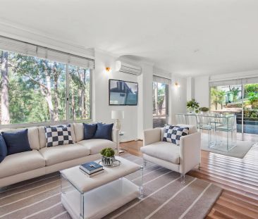 Architecturally Designed Residence - Photo 1