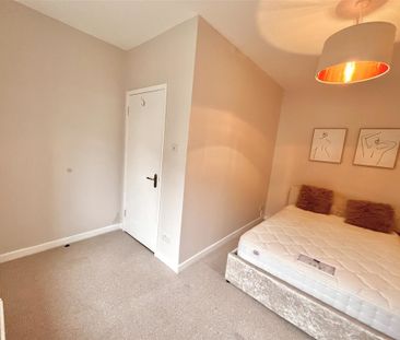 Hinton Road, Bournemouth - Photo 4
