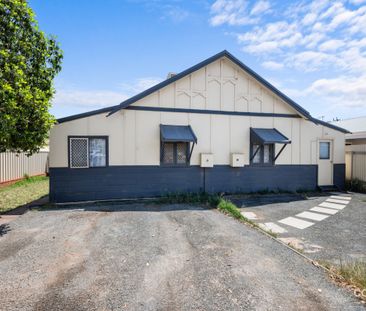 2x1 Partly Furnished - Photo 1