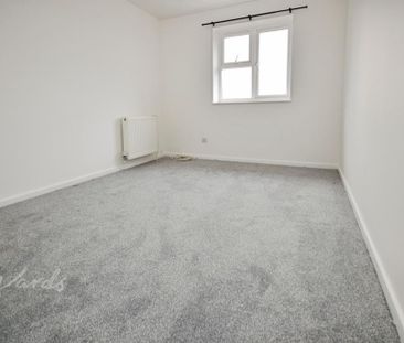 3 bedroom detached house to rent - Photo 4