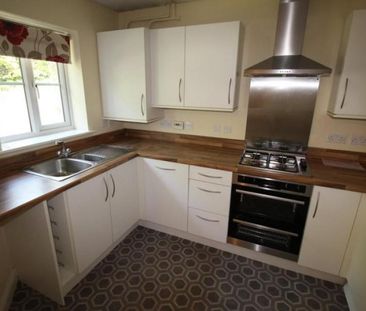 3 bedroom terraced house to rent - Photo 5