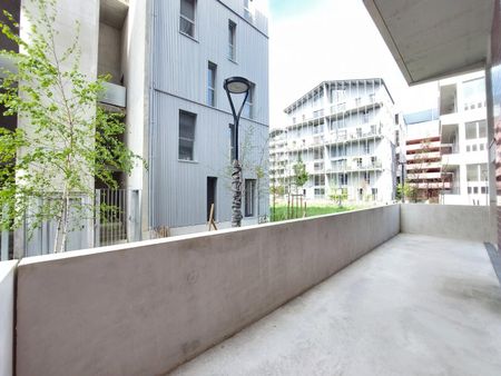 location Appartement T5 DE 138.1m² À BORDEAUX - Photo 3