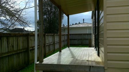 Charming 2BR Home with Great Amenities! - Photo 2