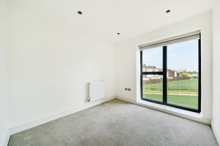 2 bedroom flat to rent - Photo 4