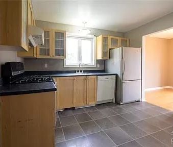 For Lease - 470 VALADE Crescent, Orleans - Cumberland and Area, Ont... - Photo 4