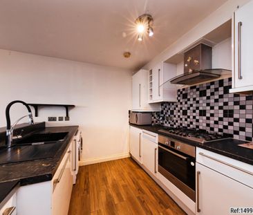3 bed Apartment in Ashton Court Chatsworth Road, Croydon, CR0 1HD - Photo 2