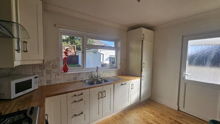 2 bedroom detached bungalow to rent - Photo 4