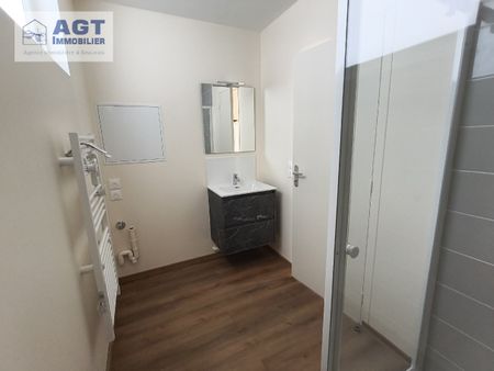 Location Appartement 2 pièces 40m² BEAUVAIS 60000 - Photo 4