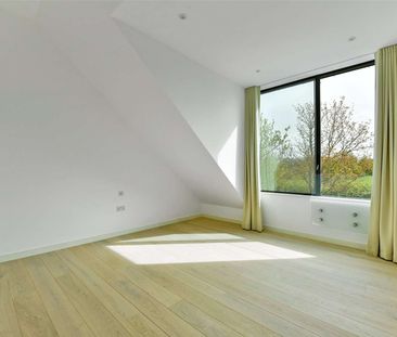 A high-specification home on a bespoke gated estate of four propert... - Photo 3