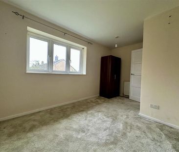 3 bedroom maisonette to rent - Photo 4