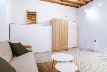 Calle de Ponce de León, Madrid, Community of Madrid 28010