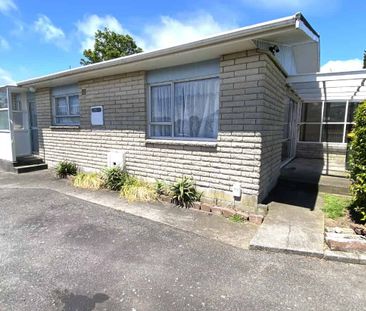 Tidy Two Bedroom Brick Unit - Photo 1