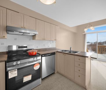 For Lease - 175 Kincardine Drive, Kanata, Ontario - Photo 2