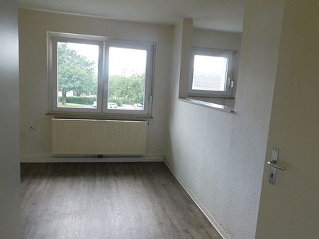 Nachmieter ab April gesucht: Schöne 2-Zi.-Whg. mit großem Balkon in der ersten Etage - Foto 2