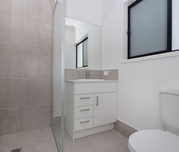 4 BEDROOM HOME IN GREENBANK - Photo 4