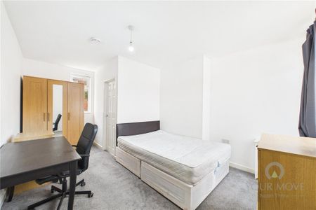 6 bedroom house to rent - Photo 2