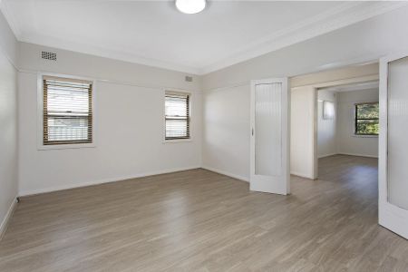 Neat 3 Bedroom House in Riverwood - Photo 3