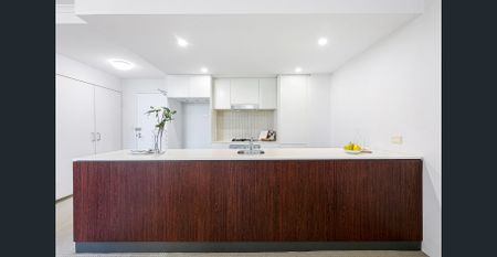 Light-Filled Apartment in Vibrant East Village Setting - Photo 2