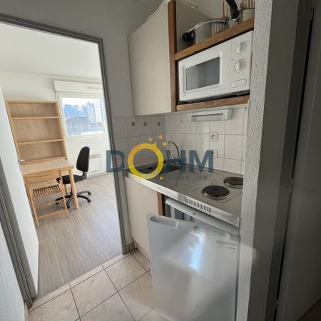 En location 380 € par mois à Saint-Étienne : appartement - Photo 4