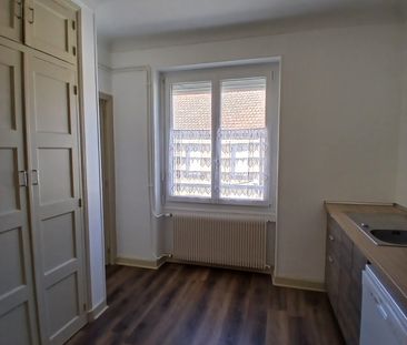 Location Appartement 3 pièces 81m² LE CREUSOT 71200 - Photo 6