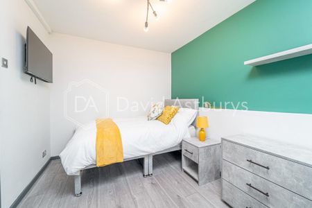 4 bedroom apartment to rent - Photo 2