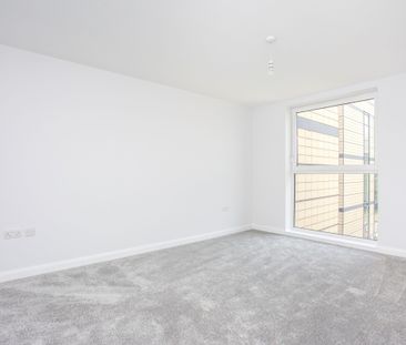 The Origin Apartments, 3 Summer Place, Bracknell, RG42 - Photo 2
