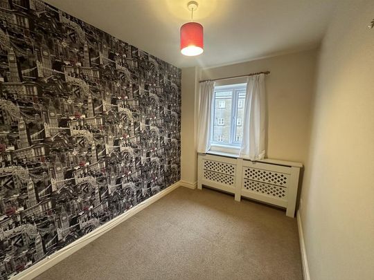 2 bedroom house to rent - Photo 1