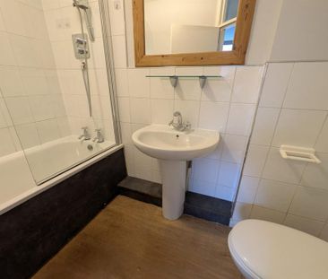 2 bedroom apartment to rent - Photo 6