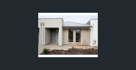 Fabulous Courtyard Living - Contact Agent - Photo 5