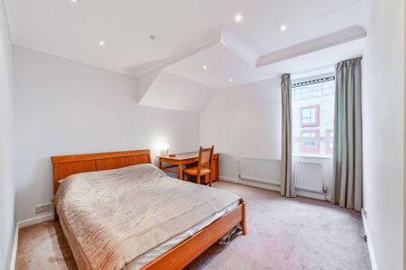 3 bedroom flat to rent - Photo 5