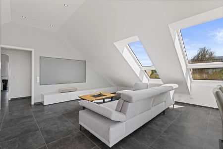 Traumhafte Dachgeschosswohnung IN-Nord - neuwertig & hochwertig ausgestattet - inkl. Einbauküche! - Photo 3