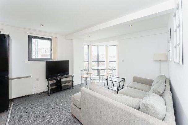 4 bedroom apartment to rent - Photo 1