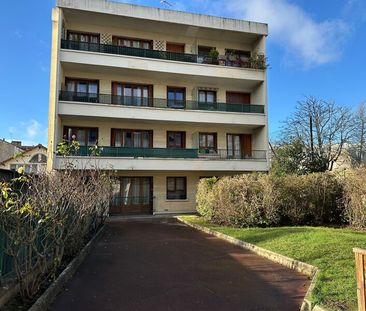 Appartement à louer 2 pièces • 35,07 m2 Saint-Maur-des-Fossés - Photo 1