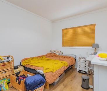 6 bedroom house to rent - Photo 2