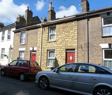 2 bedroom terraced house to rent - Photo 6