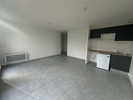 Location Appartement 2 pièces 45m² TOULOUSE 31500 - Photo 5