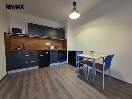 Pronájem bytu 2+kk v osobním vlastnictví 46 m², Šlapanice - Photo 4