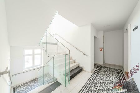 Exklusiv und Moderne 3 Zimmer Dachgeschosswohnung + Balkon, klimatisiert - Foto 4