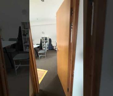 1 Bed Flat, City Road, BS2 - Photo 1