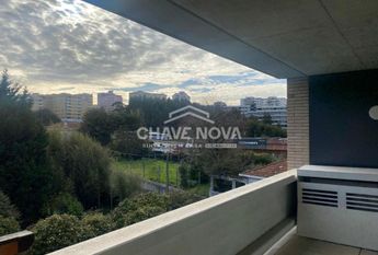 Apartamento T5 em Porto