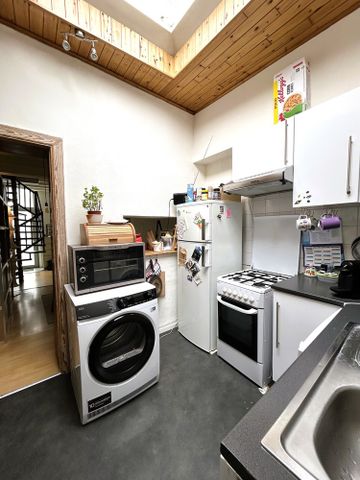 Knusse instapklare rijwoning in het centrum van Leuven - Photo 2