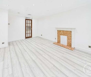 Osprey Grove, Leeds, LS17 - Photo 3