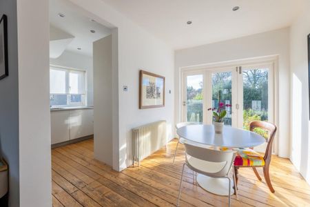 3 bedroom semi-detached house to rent - Photo 5