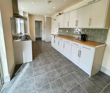 5 bedroom semi-detached house to rent - Photo 6